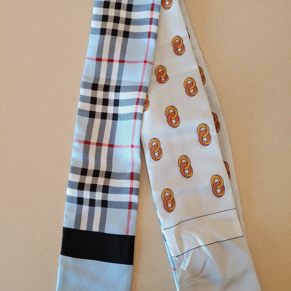 *NEW* Burberry Vintage Print Silk Scarf